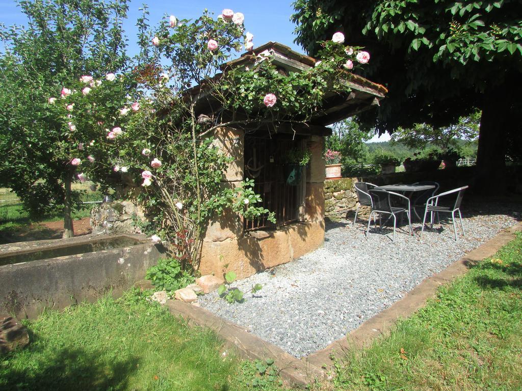 Ecuries De Saint Maurice- Maison D'Hotes De Gondou Lacapelle-Marival ภายนอก รูปภาพ