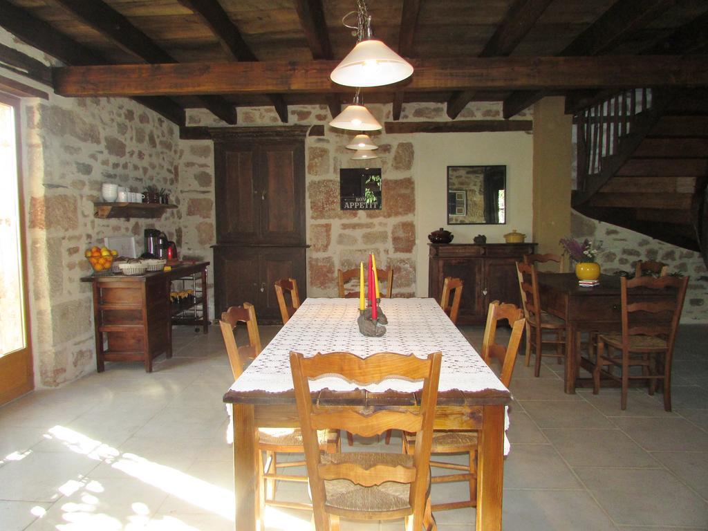 Ecuries De Saint Maurice- Maison D'Hotes De Gondou Lacapelle-Marival ภายนอก รูปภาพ