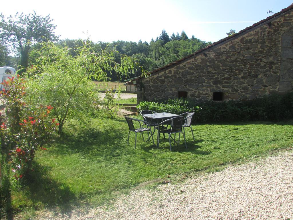 Ecuries De Saint Maurice- Maison D'Hotes De Gondou Lacapelle-Marival ภายนอก รูปภาพ
