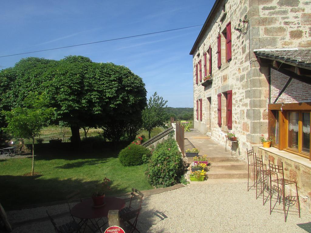Ecuries De Saint Maurice- Maison D'Hotes De Gondou Lacapelle-Marival ภายนอก รูปภาพ