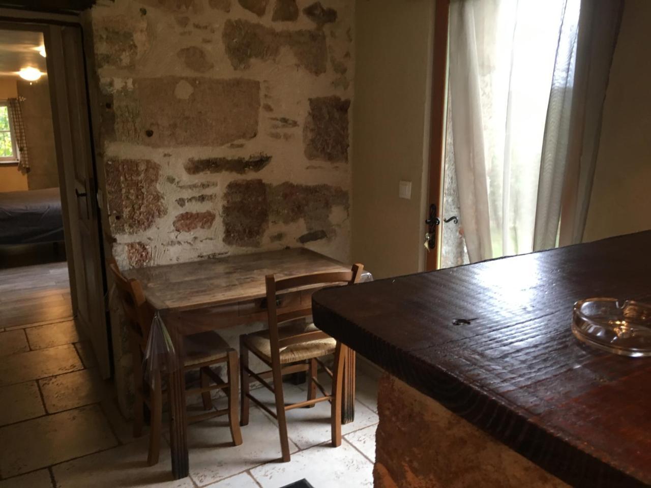 Ecuries De Saint Maurice- Maison D'Hotes De Gondou Lacapelle-Marival ภายนอก รูปภาพ